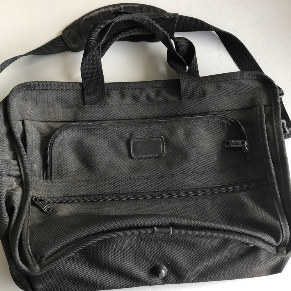 Tumi briefcase bag with shoulder strap